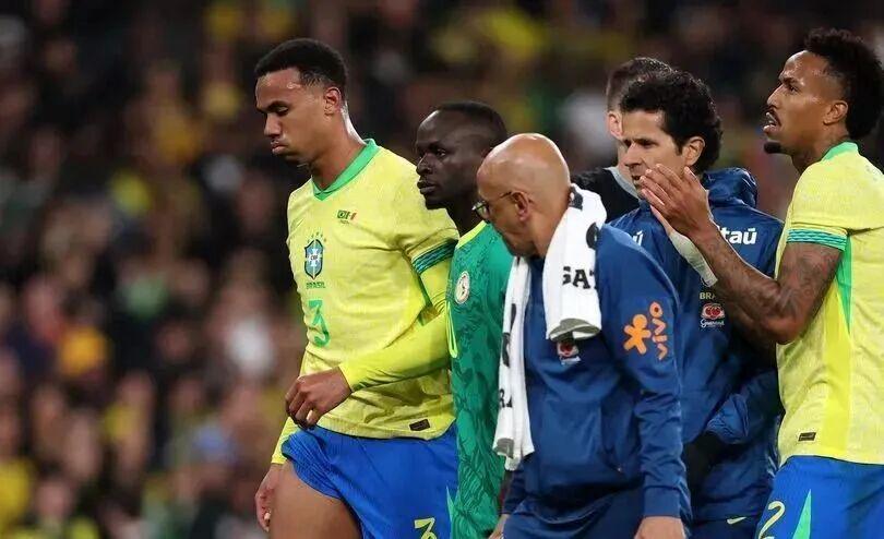 枪手遭重创！曝加布兽伤停36周两大新援将竞争上岗