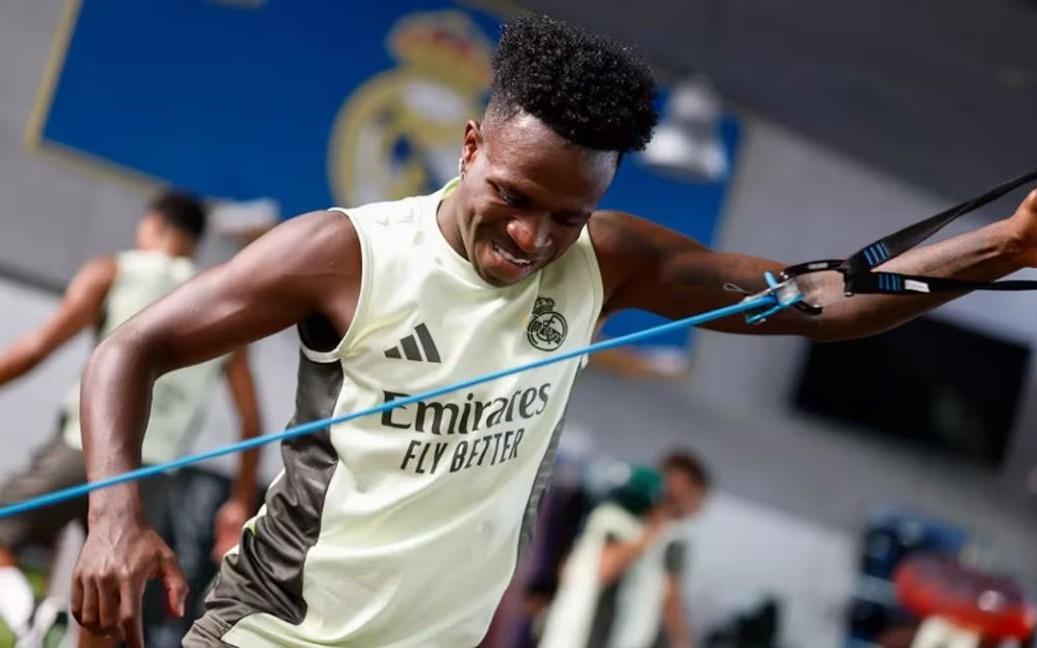 塞尔：皇马认为阿隆索离开后，可以重启与维尼修斯的续约谈判