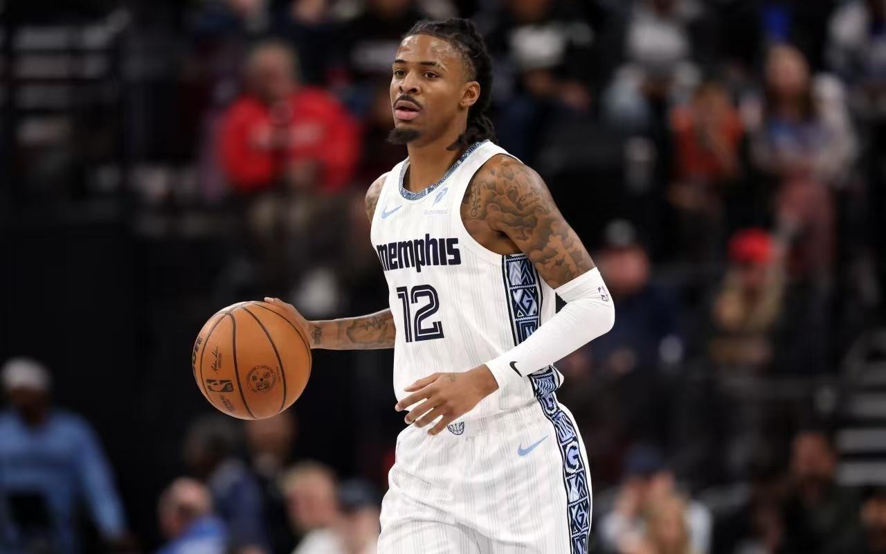 湖人128121灰熊，赢球谁是关键拉拉维亚迎爆发