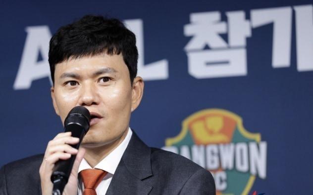 首次参加亚冠!江原主帅:战申花目标是取胜,通过比赛学习