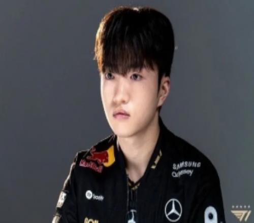 Keria：CFO准备得更好打得也很干净利落我们打得比CFO差