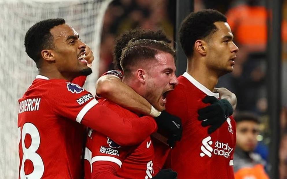 邮报：麦卡、赫拉芬贝赫与索博的续约