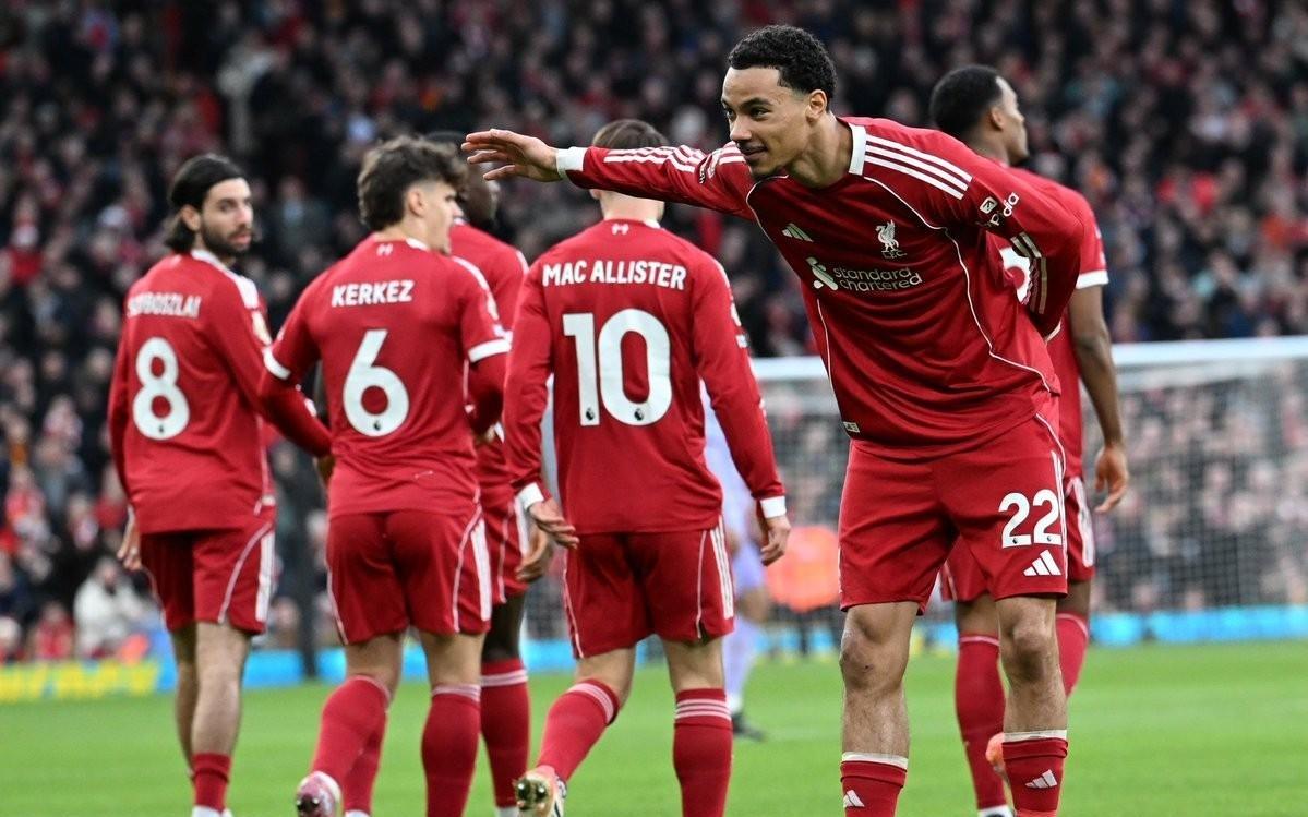 23场9球，埃基蒂克成为利物浦队史进球第三多的法国球员