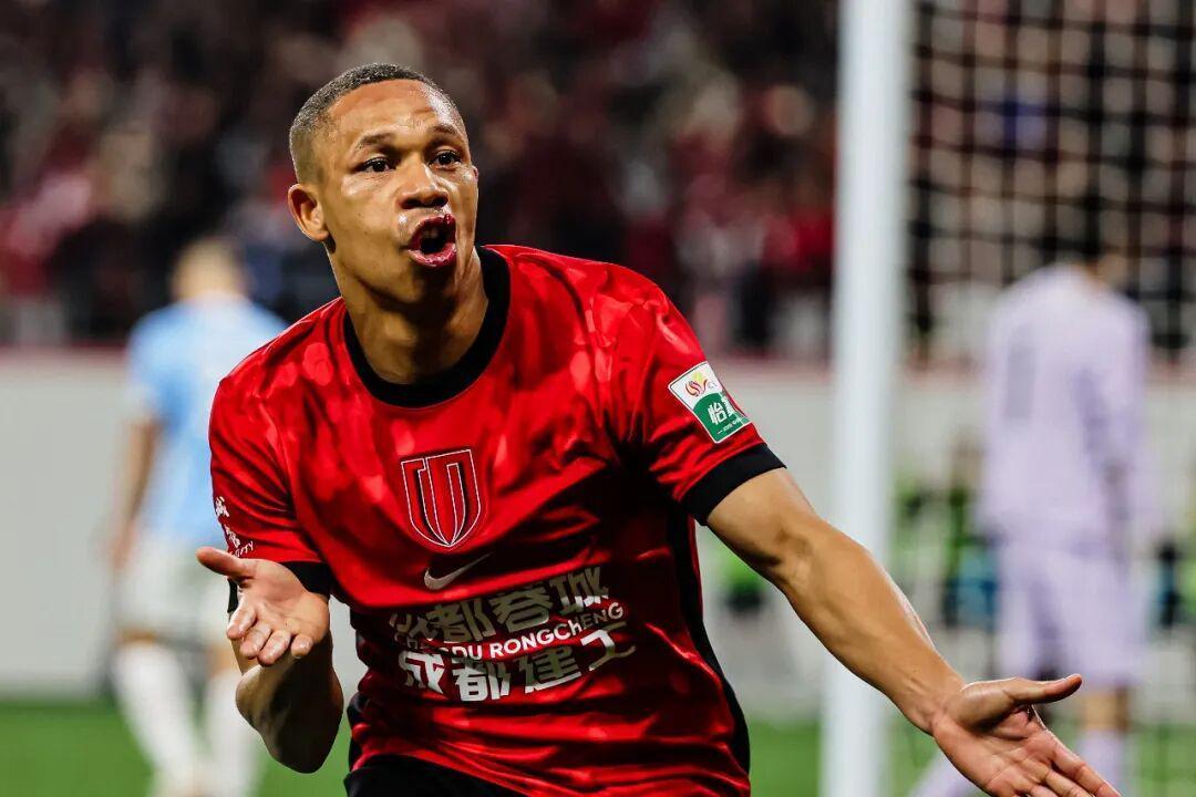 席尔瓦、唐瑞分别领跑中超、中甲射