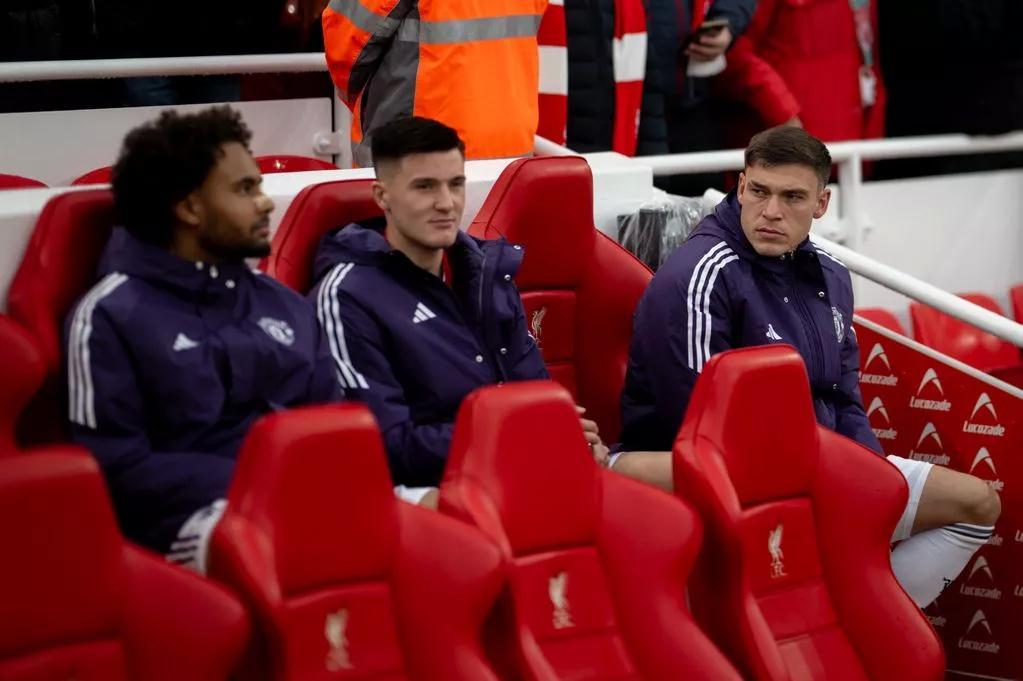 曼晚：齐尔克泽渴望离开曼联，西汉姆联对他感兴趣