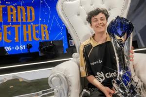 Isles：训练赛打BLG感觉完全跟不上节奏要特别夸奖一下ON