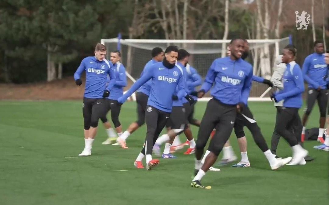 好消息，此前遭遇十字韧带重伤的科尔