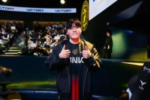 怎么认识的Kellin：刚出道就和GALA很亲近，Xun游走路线和团战站位很好