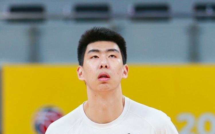 李京龙：徐昕的心理承受能力广东球迷都心知肚明不如去国外锻炼