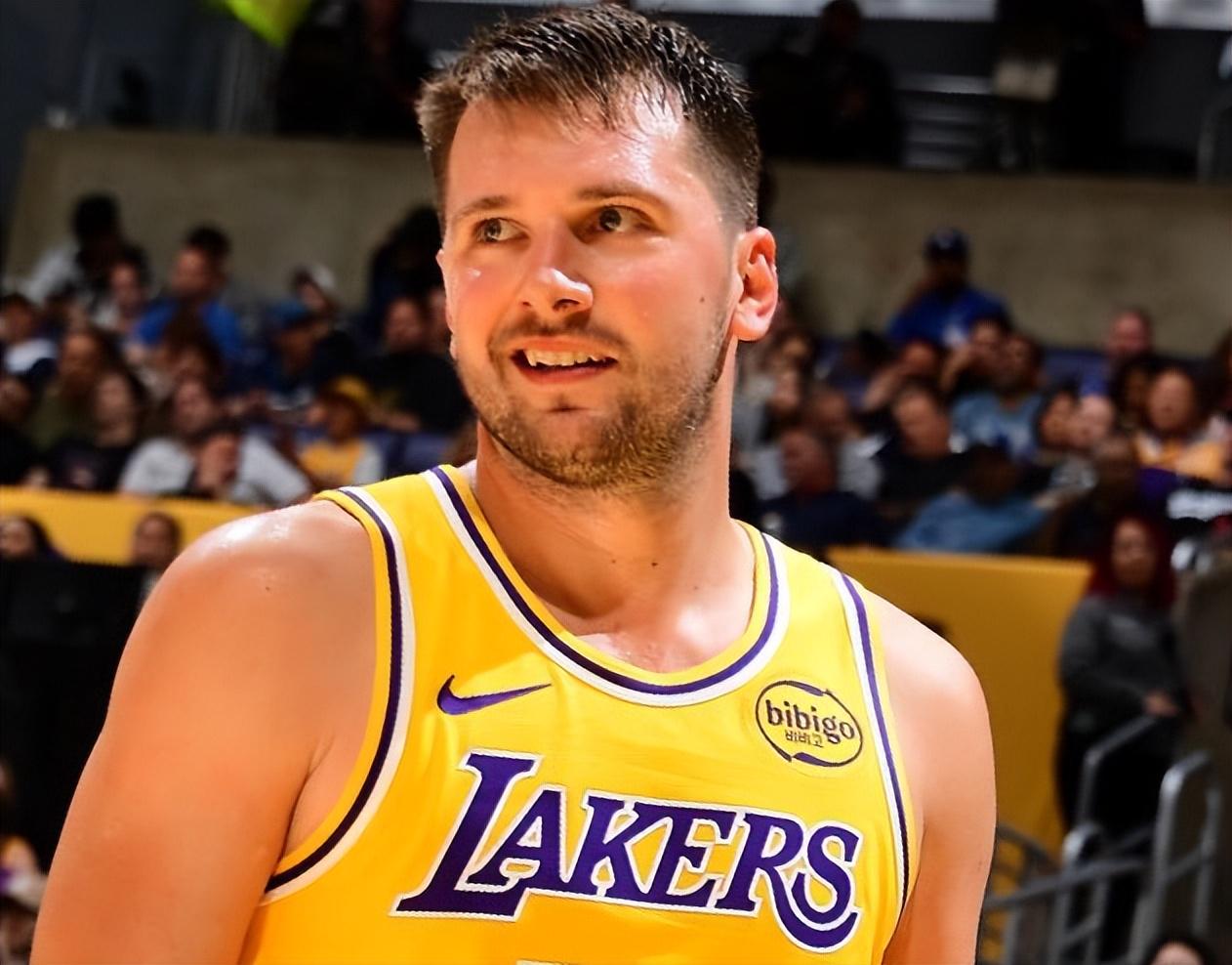 43分9板13助！东契奇打疯了，一战刷爆多项NBA纪录，老詹把话挑明