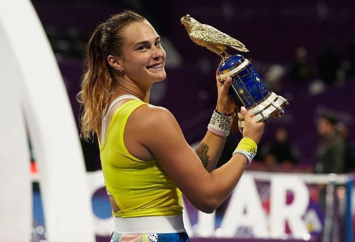 顶尖球员多退赛，郑钦文迎复出良机