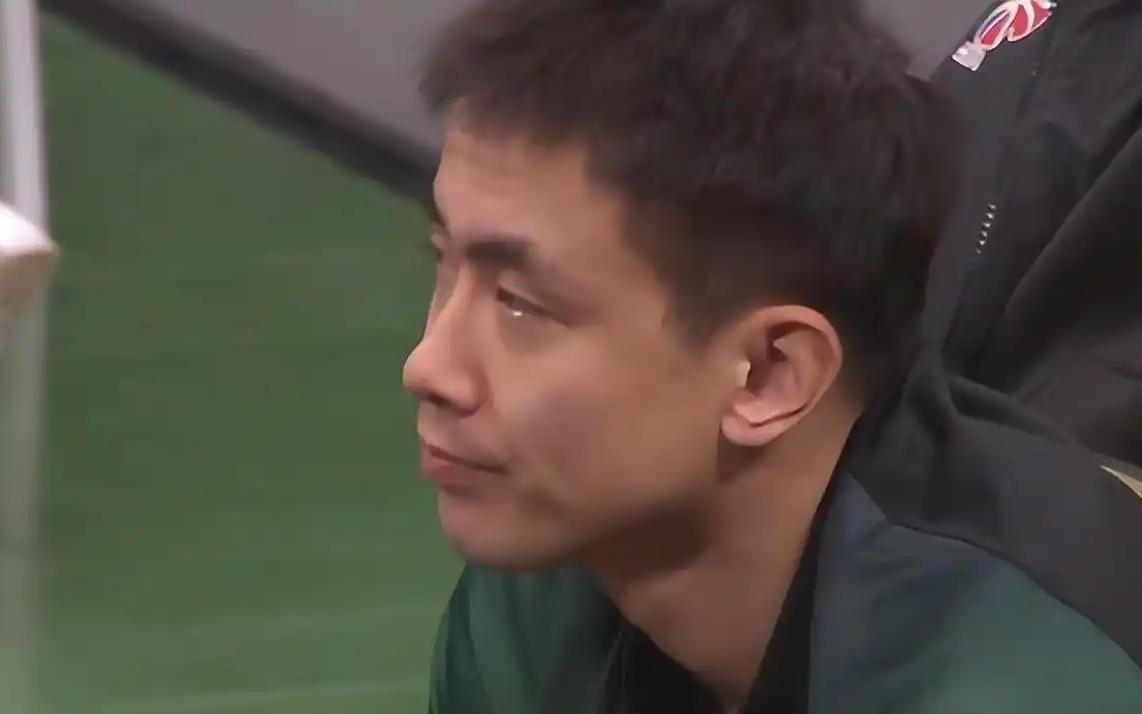 广东大胜辽篮风波发酵，奎因回应挑衅被警告，赵继伟复出进程加快