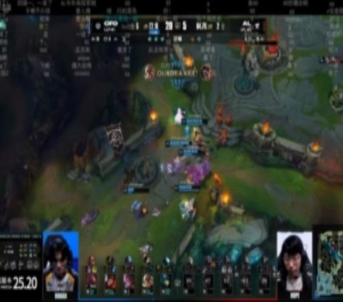 媒体人：Tabe这上来给Tarzan搞个树干什么啊中野直接被对面打爆