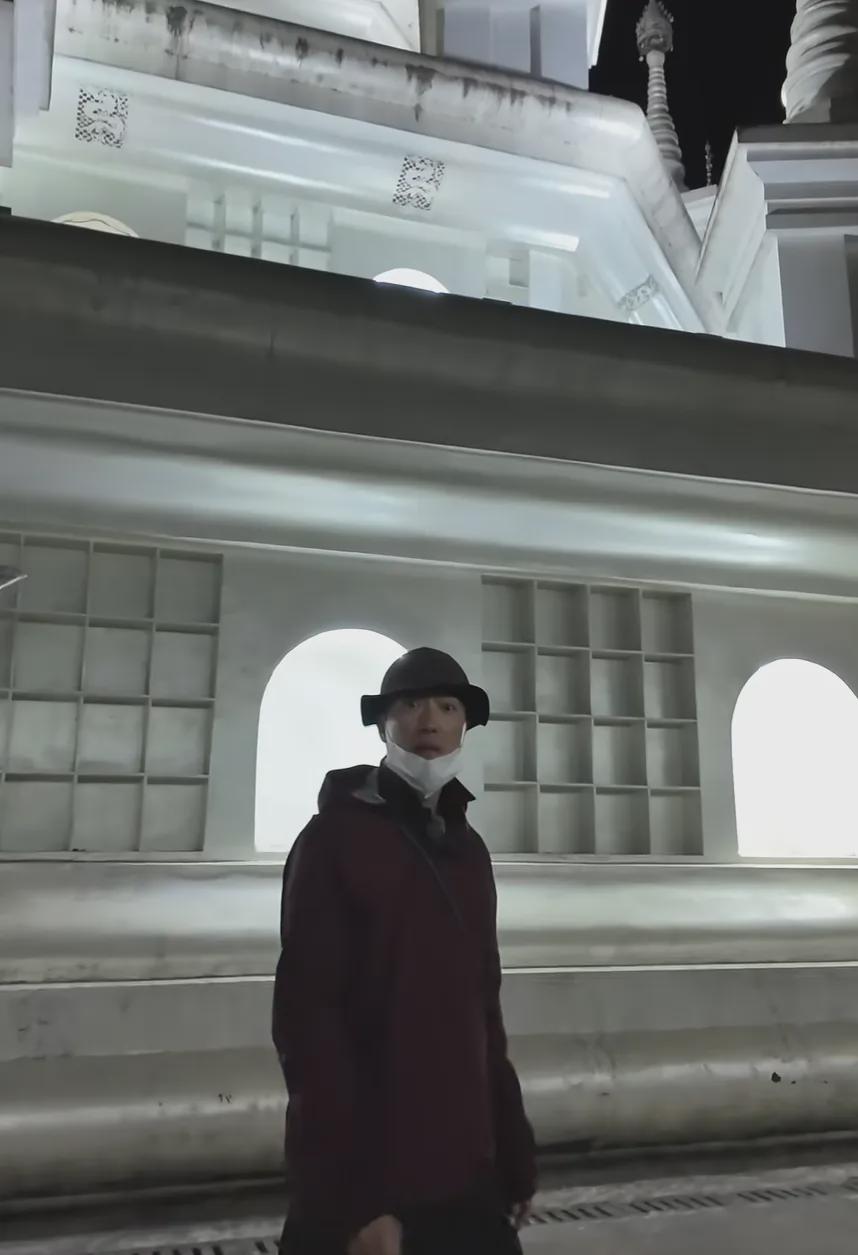 刘翔回应“移民”传闻，热搜第一