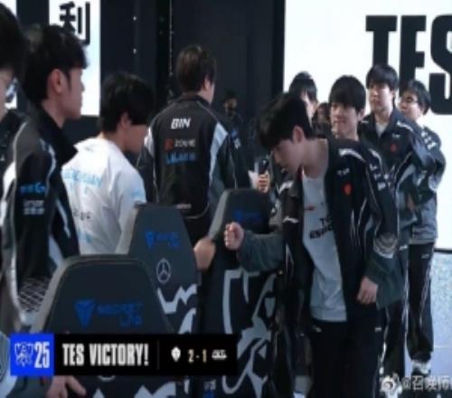 涵艺：决胜局就是阵容差距太大了把球交给K皇可能更好点说实话