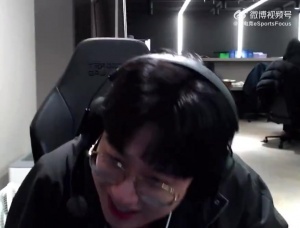 中国富婆的钞能力！Zeus直播学中文：解解窝爱泥