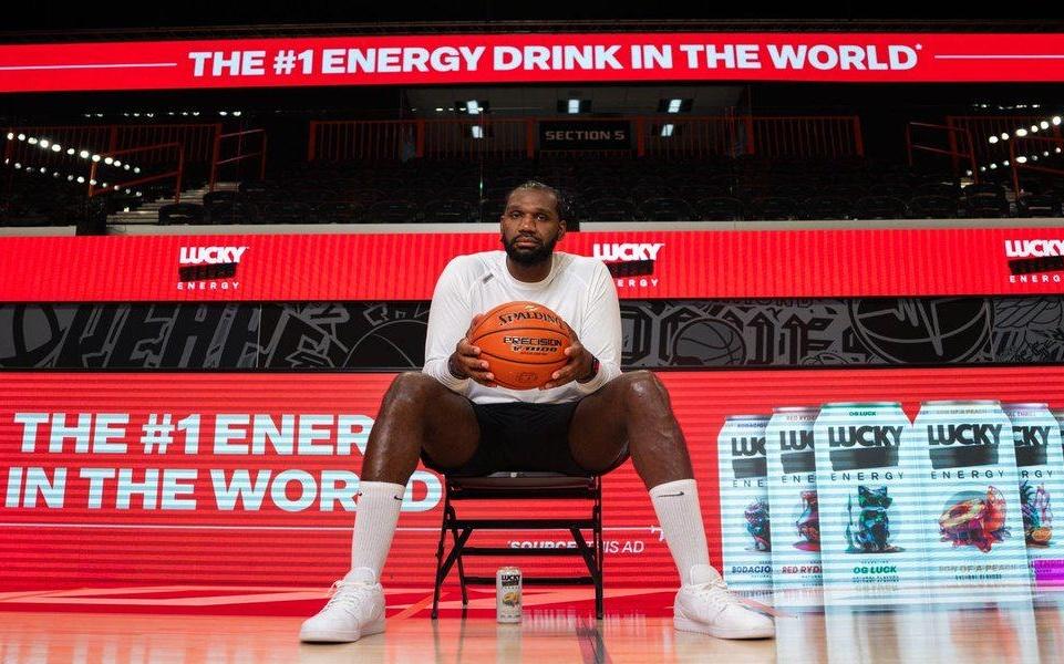 奥登：在中国打球最喜欢吃小龙虾，詹姆斯是NBA历史第一人