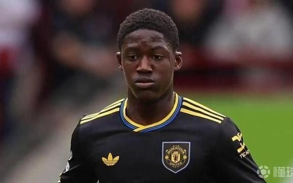 斯科尔斯：梅努只能离开曼联，他没上场
