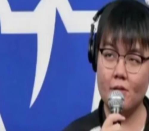 369：打KT全方面都没有做得很好希望今年LPL能夺冠