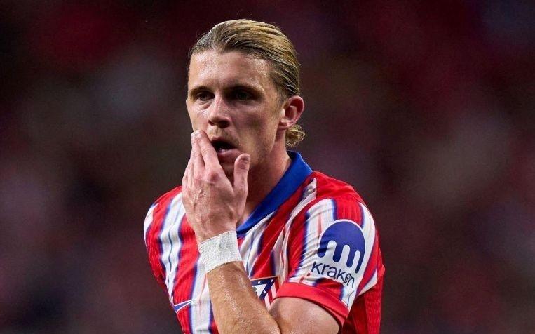 记者：加拉格尔将与热刺签约五年半，双