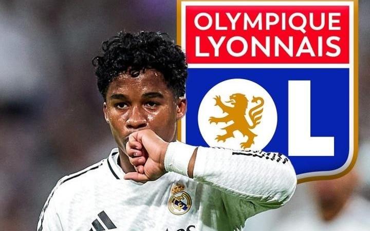 不再纠结！皇马巴西小将认可外租，里昂出手助他“圆梦世界杯”