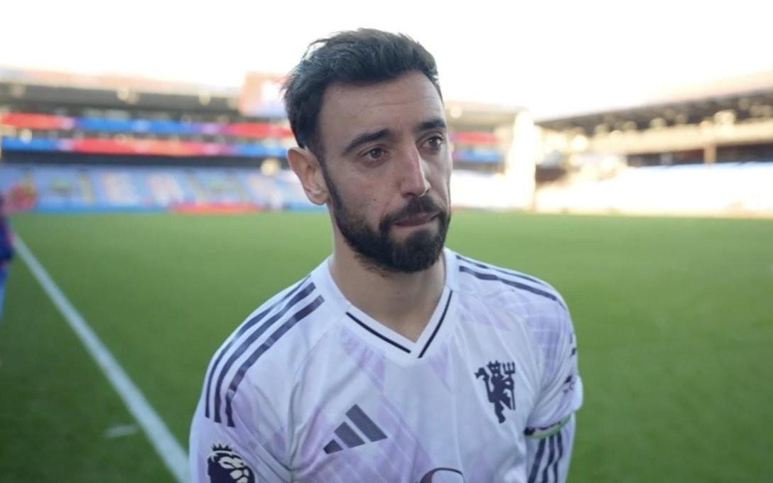 B费：上半场我们表现不太好，但下半场