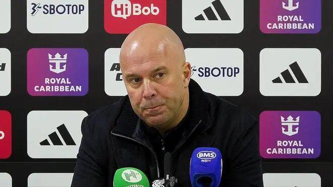 彻底告别manager时代！斯洛特成高层工具人，利物浦联赛争四无望