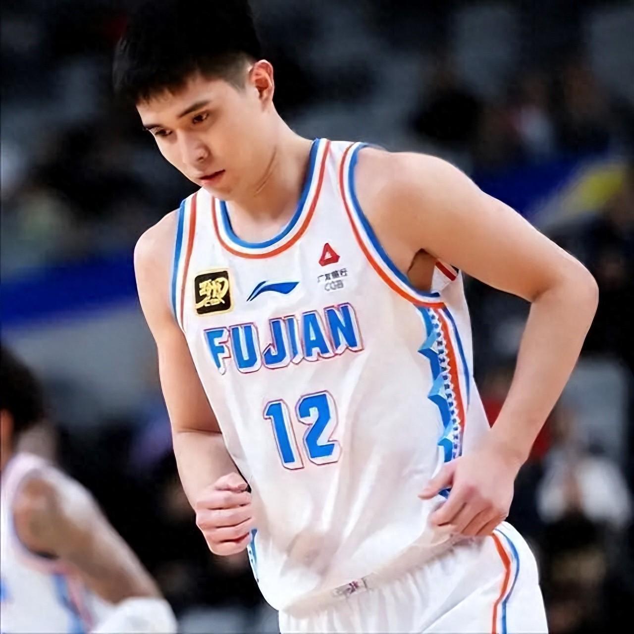 被绝杀依然闪耀！9中9三分狂砍33分，别忘了他曾和林葳齐名