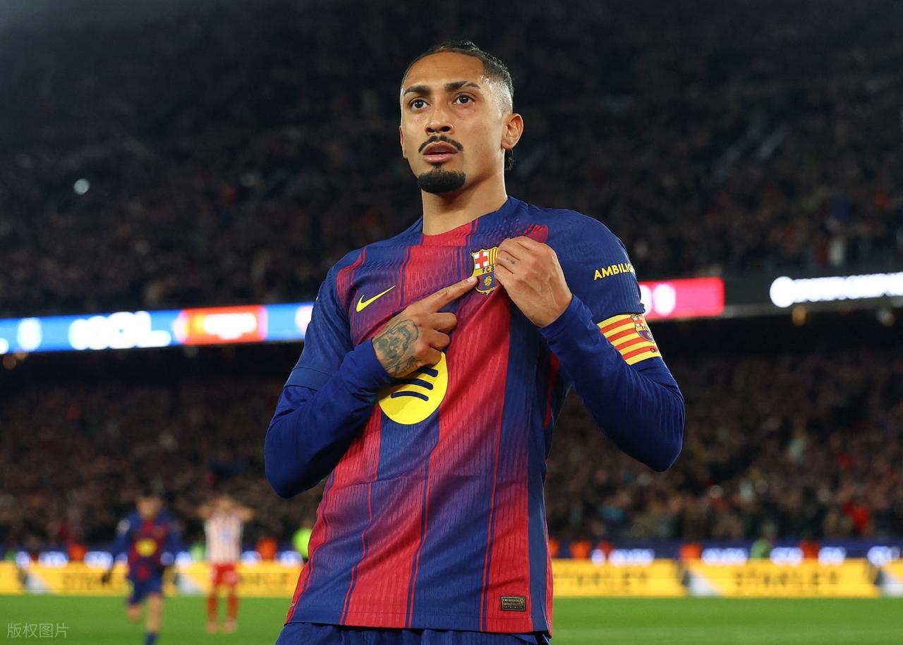 西甲最新积分战报4分优势！巴萨逆转马竞5连胜皇马连踢4个客场