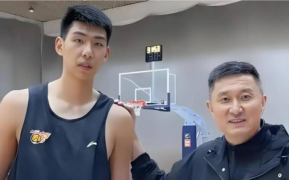 广东男篮新赛季面对的五个大问题,如不解决都很严重