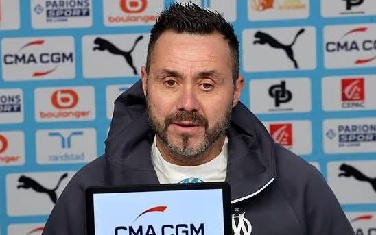 电讯报：若热刺保级德泽尔比愿意执教