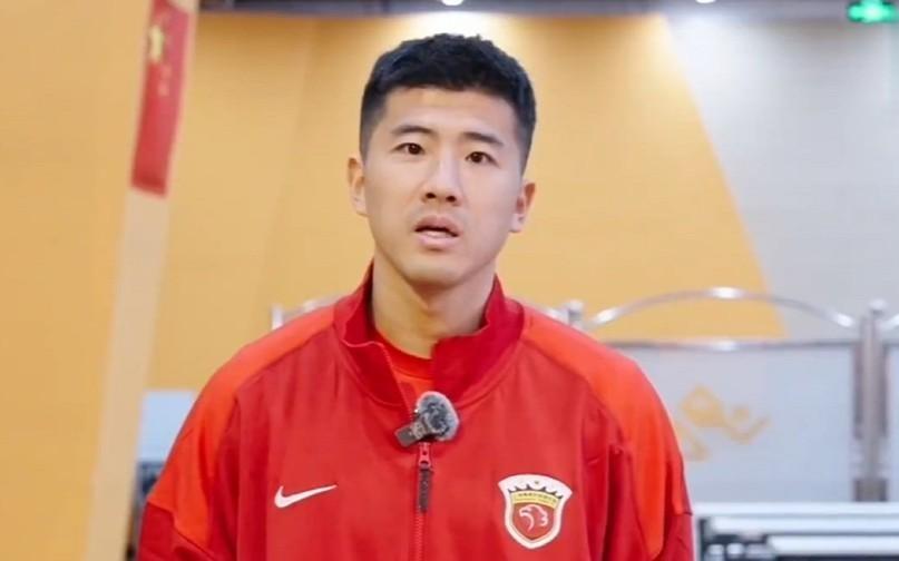 被称作“歌王”李圣龙：我的水平不够