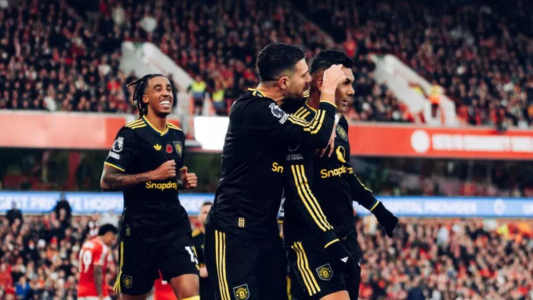 曼联33岁铁腰大爆发！近5场独造4球追