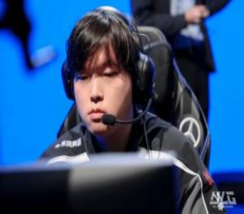 外网议BLG败：TES会先淘汰AL然后在对阵LCK时打出最恶心的03