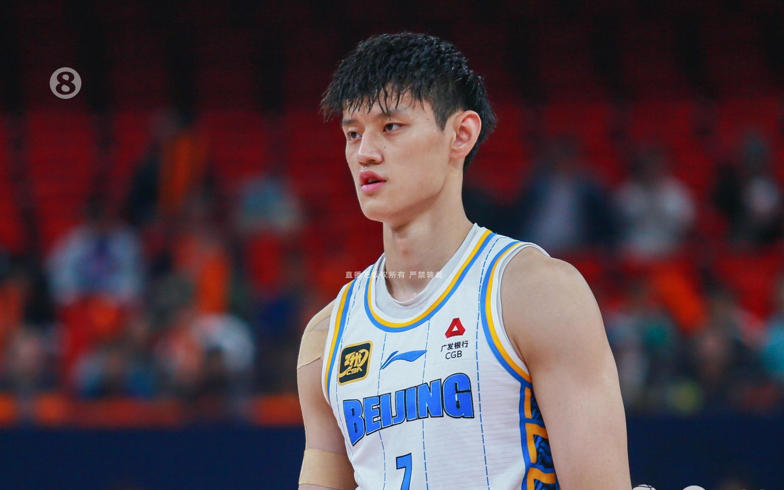 媒体人：曾凡博是CBA里打法最接近NBA的国内球员上赛季涨球很多