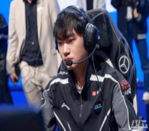 不敌G2掉入12组，Knight深夜发文：trustme相信我