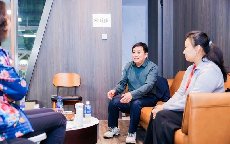 跨越千里奔赴，京深企业合拍“打”出合作新节奏