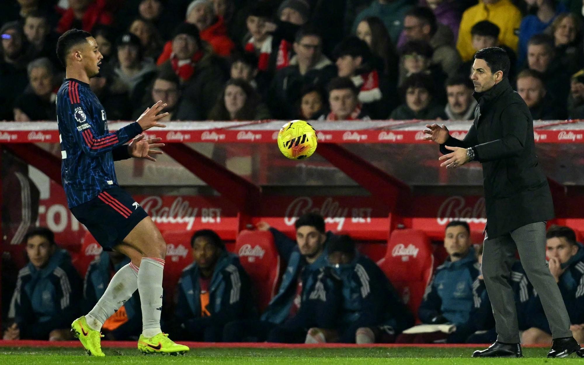 詹俊：阿尔特塔用了两套进攻阵容，但四