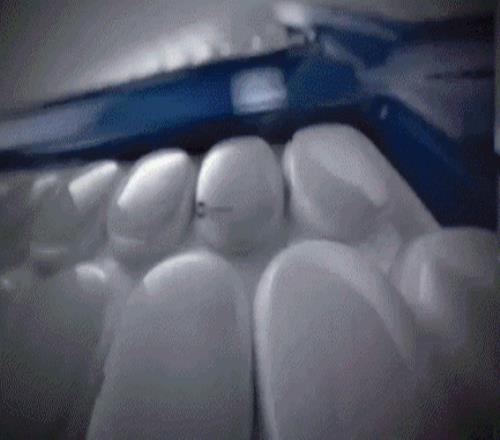这面对的是什么防守压力！库里三分让申京和狄龙一起“跳舞”