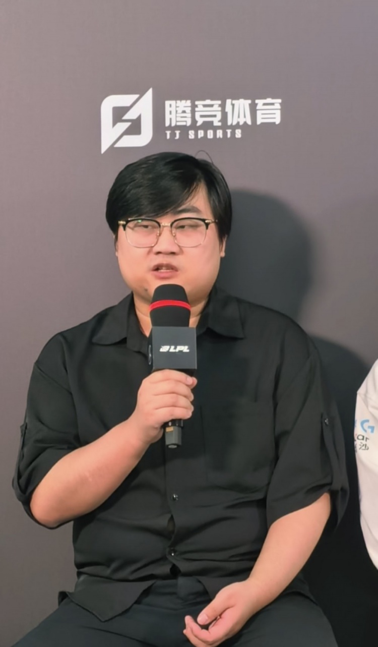 这个不确定性是谁带来的BLG教练:队伍赛程紧张状态边打边恢复