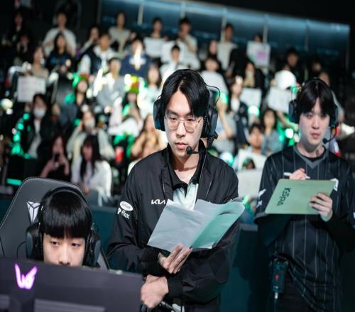 Bengi:我们从GEN的BP特点判断红色方更舒服