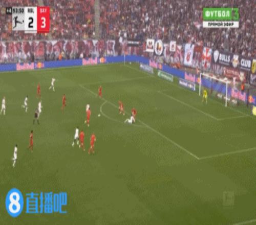 早早解围不就完了格雷茨卡读秒向前出球被断,莱比锡完成绝平