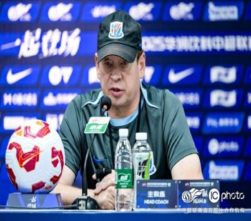 斯卢茨基:申花会尽快走出失利阴影,重新回到胜利的轨道