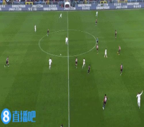 2分钟2球！AC米兰反超比分，莱奥替补建功、菲利克斯造乌龙