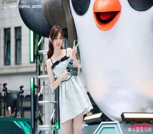 夏安分享近期出差工作美照：你好，在外滩学云顶的这几天