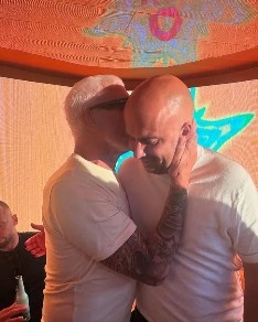 太阳报：斯洛特在利物浦与阿森纳赛后前往伊比萨岛参加派对
