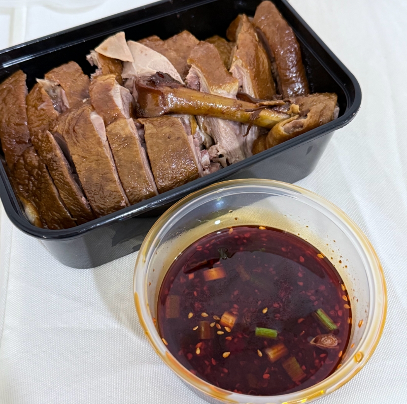 真有那么好吃鼓鼓:感谢项目组给我尝上荣昌卤鹅了好奇了一个月了