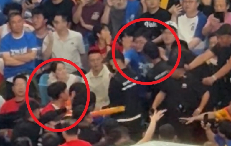 看球需冷静!北京广厦两队球迷发生冲突被安保人员及时制止