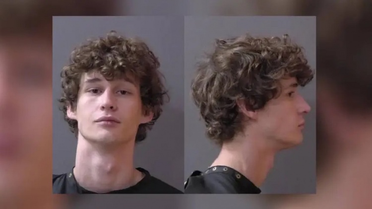 战斗到场外了!步行者球迷捅伤尼克斯球迷被警方逮捕