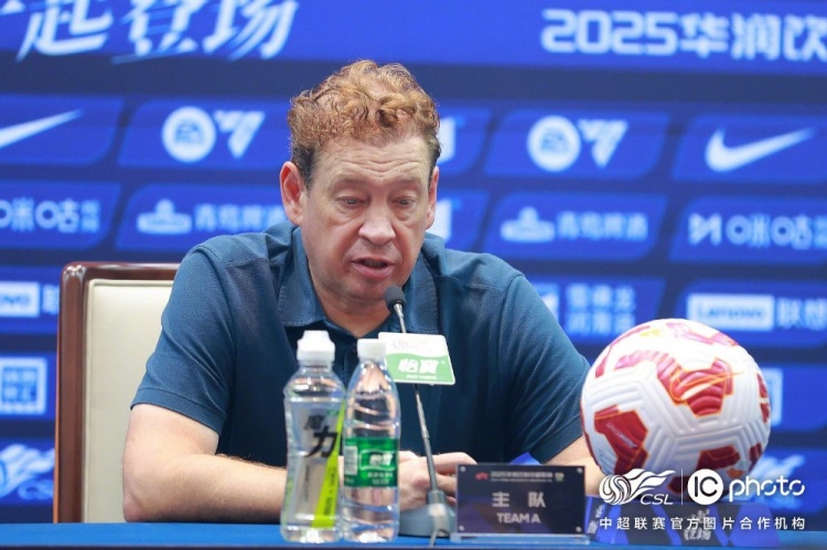 斯卢茨基:今天我们完全掌控了场上局势,今年争冠队数量明显增加